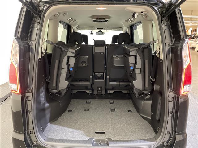 セレナ ハイウェイスター VセレクションII 8型ナビ/フルセグ/Bluetooth/USB/全方位カメラ/ALPINE後席モニター/衝突軽減ブレーキ/クルーズコントロール/ETC/前方ドライブレコーダー/両側パワースライドドア(15枚目)