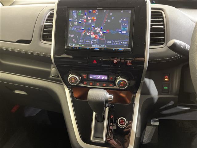 セレナ ハイウェイスター VセレクションII 8型ナビ/フルセグ/Bluetooth/USB/全方位カメラ/ALPINE後席モニター/衝突軽減ブレーキ/クルーズコントロール/ETC/前方ドライブレコーダー/両側パワースライドドア(22枚目)