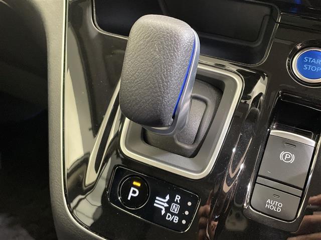 セレナ e-パワー ハイウェイスターV 10型ナビ/フルセグ/Bluetooth/USB/全方位カメラ/後席モニター/衝突軽減ブレーキ/レーダークルーズコントロール/ETC/前方ドライブレコーダー/両側パワースライドドア(25枚目)