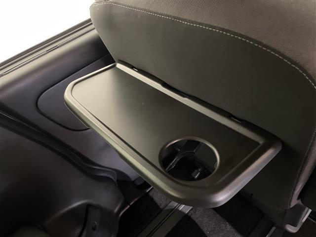 セレナ e-パワー ハイウェイスターV 10型ナビ/フルセグ/Bluetooth/USB/全方位カメラ/後席モニター/衝突軽減ブレーキ/レーダークルーズコントロール/ETC/前方ドライブレコーダー/両側パワースライドドア(32枚目)