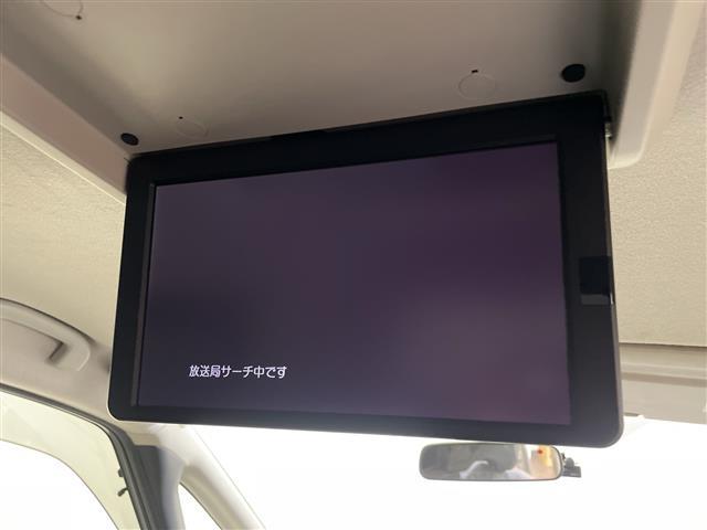セレナ e-パワー ハイウェイスターV 10型ナビ/フルセグ/Bluetooth/USB/全方位カメラ/後席モニター/衝突軽減ブレーキ/レーダークルーズコントロール/パーキングアシスト/ETC/前方ドライブレコーダー/両側パワースライドドア(2枚目)