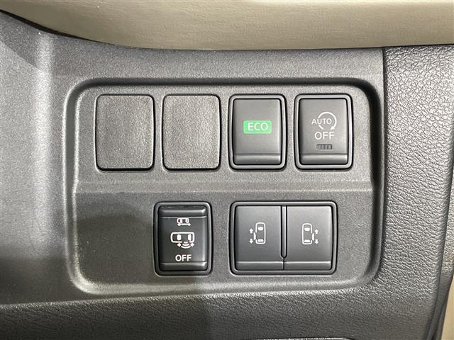 セレナ ハイウェイスター プロパイロットエディション 9型ナビ/フルセグ/Bluetooth/USB/バックカメラ/後席モニター/衝突軽減ブレーキ/レーダークルーズコントロール/ETC/ドライブレコーダー/両側パワースライドドア/前後コーナーセンサー(6枚目)