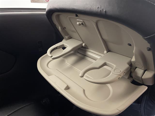 セレナ ハイウェイスター プロパイロットエディション 9型ナビ/フルセグ/Bluetooth/USB/バックカメラ/後席モニター/衝突軽減ブレーキ/レーダークルーズコントロール/ETC/ドライブレコーダー/両側パワースライドドア/前後コーナーセンサー(29枚目)
