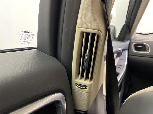 S60 ドライブe 純正ナビ/ワンセグ/Bluetooth/USB/ETC/クルーズコントロール/衝突被害軽減ブレーキ/DN席パワーシート/レザーシート/DN席シートヒーター/コーナーセンサー/LEDヘッドライト(33枚目)