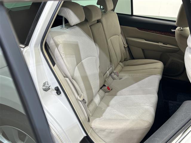 レガシィアウトバック ２．５ｉ　Ｌパッケージ（9枚目）