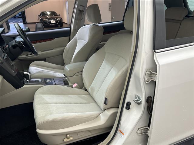 レガシィアウトバック ２．５ｉ　Ｌパッケージ（10枚目）