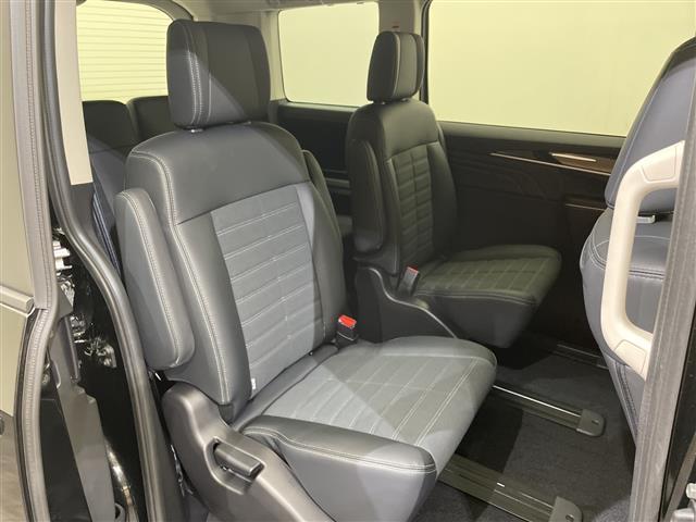 デリカD:5 シャモニー アルパイン11インチナビ/Bluetooth/フルセグ/レーダークルーズコントロール/バックカメラ/両側電動スライドドア/衝突被害軽減ブレーキ/レーンキープアシスト/ダウンヒルアシストコントロール(10枚目)