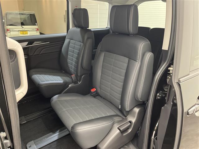 デリカD:5 シャモニー アルパイン11インチナビ/Bluetooth/フルセグ/レーダークルーズコントロール/バックカメラ/両側電動スライドドア/衝突被害軽減ブレーキ/レーンキープアシスト/ダウンヒルアシストコントロール(12枚目)