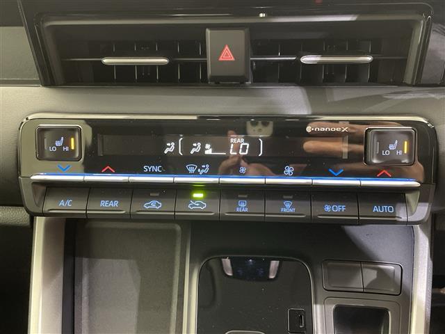 ランディ ハイブリッドG 社外10型ナビ 両側電動スライドドア シートヒーター ハーフレザーシート 前後コーナーセンサー アダプティブクルーズコントロール ブラインドスポットモニター 純正アルミホイール LEDライト 禁煙車(5枚目)