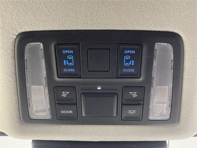 ランディ ハイブリッドG 社外10型ナビ 両側電動スライドドア シートヒーター ハーフレザーシート 前後コーナーセンサー アダプティブクルーズコントロール ブラインドスポットモニター 純正アルミホイール LEDライト 禁煙車(7枚目)