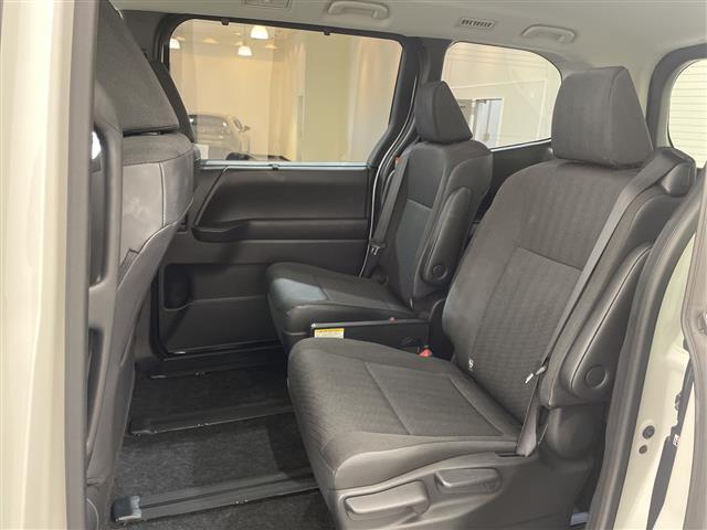 ランディ ハイブリッドG 社外10型ナビ 両側電動スライドドア シートヒーター ハーフレザーシート 前後コーナーセンサー アダプティブクルーズコントロール ブラインドスポットモニター 純正アルミホイール LEDライト 禁煙車(31枚目)