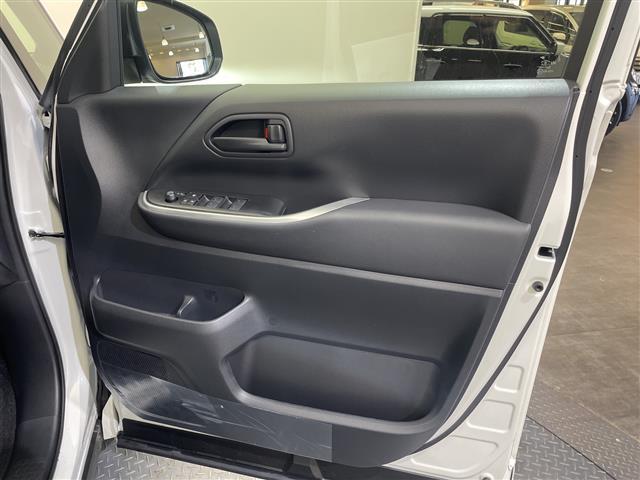 ランディ ハイブリッドG 社外10型ナビ 両側電動スライドドア シートヒーター ハーフレザーシート 前後コーナーセンサー アダプティブクルーズコントロール ブラインドスポットモニター 純正アルミホイール LEDライト 禁煙車(35枚目)