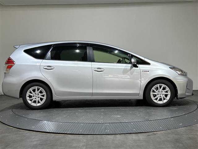 プリウスアルファ S 社外10型ナヒ゛社外後席モニター ETC 前ドライブレコーダー バックカメラ LEDヘッドライト 純正フロアマット 衝突軽減システム スマートキー 3列シート スペアーキー カーテンエアーバック(27枚目)