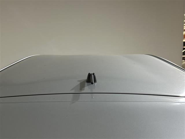 プリウスアルファ S 社外10型ナヒ゛社外後席モニター ETC 前ドライブレコーダー バックカメラ LEDヘッドライト 純正フロアマット 衝突軽減システム スマートキー 3列シート スペアーキー カーテンエアーバック(37枚目)