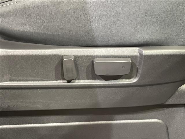 デリカD:5 シャモニー 登録済未使用車 ALPINE11型ナビ フルセグTV Bluetooth USB 全周囲カメラ 衝突被害軽減ブレーキ アダプティブクルーズコントロール 両側電動スライドドア 電動リアゲート 禁煙車(12枚目)