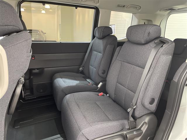 ステップワゴン e:HEVエアー EX 登録済未使用車 純正11.4型ナビ フルセグTV バックカメラ 衝突被害軽減ブレーキ レーンアシスト アダクティブクルーズコントロール 両側電動スライドドア 電動リアゲート DN席シートヒーター 禁煙(30枚目)