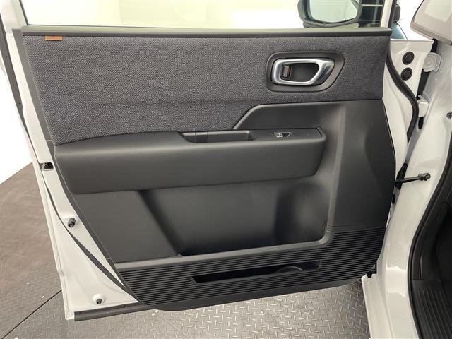 ステップワゴン e:HEVエアー EX 登録済未使用車 純正11.4型ナビ フルセグTV バックカメラ 衝突被害軽減ブレーキ レーンアシスト アダクティブクルーズコントロール 両側電動スライドドア 電動リアゲート DN席シートヒーター 禁煙(37枚目)