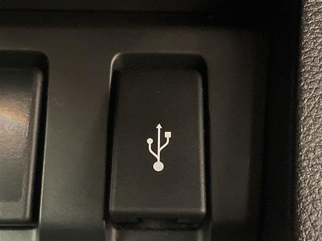 ヴェゼル ハイブリッドRS・ホンダセンシング 純正ナビ フルセグTV バックカメラ Bluetooth 衝突被害軽減ブレーキ シートヒーター アダプティブクルーズコントロール レーンアシスト ビルトインETC LEDライト パドルシフト 禁煙車(12枚目)