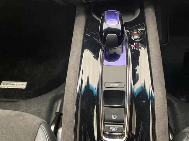 ヴェゼル ハイブリッドRS・ホンダセンシング 純正ナビ フルセグTV バックカメラ Bluetooth 衝突被害軽減ブレーキ シートヒーター アダプティブクルーズコントロール レーンアシスト ビルトインETC LEDライト パドルシフト 禁煙車(13枚目)