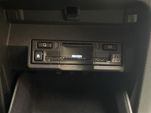 NX NX350h Fスポーツ パノラマルーフ ルーフレール マークレビンソン オレンジキャリパー プロジェクションカーテンイルミ デジタルインナーミラー フロントバンパーガーニッシュ TRDリアエアロ 純正14型ナビ ETC 禁煙(8枚目)