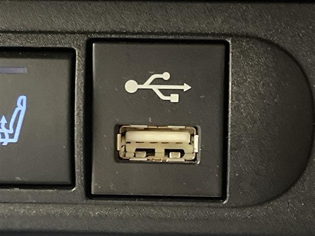 ヤリスクロス ハイブリッドＺ　モデリスタエアロ　純正８型ナビ　Ｂｌｕｅｔｏｏｔｈ　全周囲カメラ　衝突被害軽減ブレーキ　レーンアシスト　コーナーセンサー　ブラインドスポットモニター　オートマチックハイビーム　シートヒーター　禁煙車（12枚目）