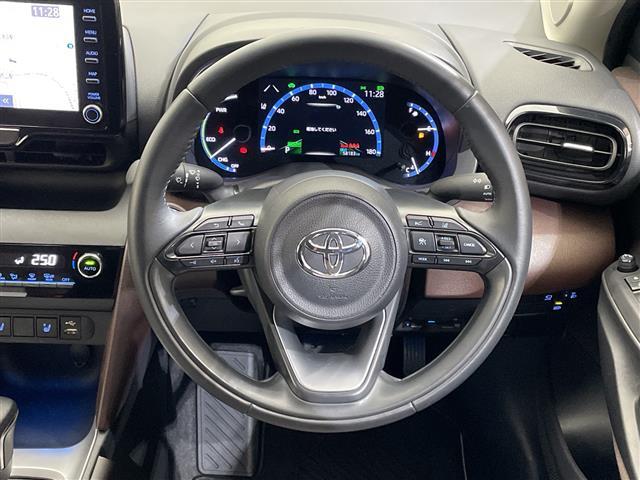 ヤリスクロス ハイブリッドＺ　モデリスタエアロ　純正８型ナビ　Ｂｌｕｅｔｏｏｔｈ　全周囲カメラ　衝突被害軽減ブレーキ　レーンアシスト　コーナーセンサー　ブラインドスポットモニター　オートマチックハイビーム　シートヒーター　禁煙車（22枚目）
