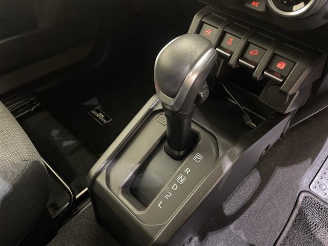 ジムニーシエラ ＪＣ　ダムドトリムＧグリル＆バンパー　デジタルインナーミラー　社外ナビ　フルセグＴＶ　Ｂｌｕｅｔｏｏｔｈ　ＥＴＣ　クルーズコントロール　コーナーセンサー　レーンアシスト　衝突被害軽減ブレーキ　ＬＥＤ　禁煙車（23枚目）