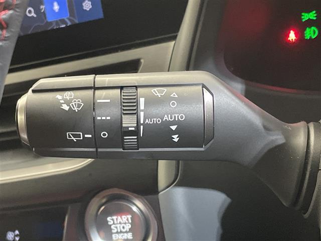 ＵＸ ＵＸ２００　Ｆスポーツエモーショナルエクスプローラ　ムーンルーフ　ルーフレール　１２．３インチディスプレイオーディオ　全周囲カメラ　フルセグＴＶ　ビルトインＥＴＣ　ブラインドスポットモニター　シートヒーター　エアシート　パワーシート　ＬＥＤライト　禁煙（25枚目）