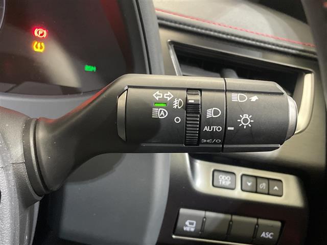 ＵＸ ＵＸ２００　Ｆスポーツエモーショナルエクスプローラ　ムーンルーフ　ルーフレール　１２．３インチディスプレイオーディオ　全周囲カメラ　フルセグＴＶ　ビルトインＥＴＣ　ブラインドスポットモニター　シートヒーター　エアシート　パワーシート　ＬＥＤライト　禁煙（27枚目）