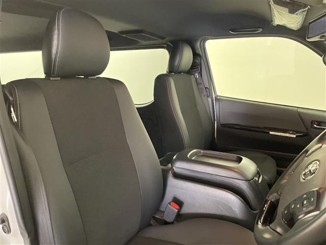 ハイエースバン スーパーＧＬ　ダーク　プライムＩＩ　デジタルインナーミラー　両側電動スライドドア　衝突被害軽減ブレーキ　社外ＳＤナビ　前後コーナーセンサー　ＥＴＣ　前後ドライブレコーダー　フルセグＴＶ　バックカメラ　ＵＳＢ入力端子　スマートキー　禁煙（14枚目）