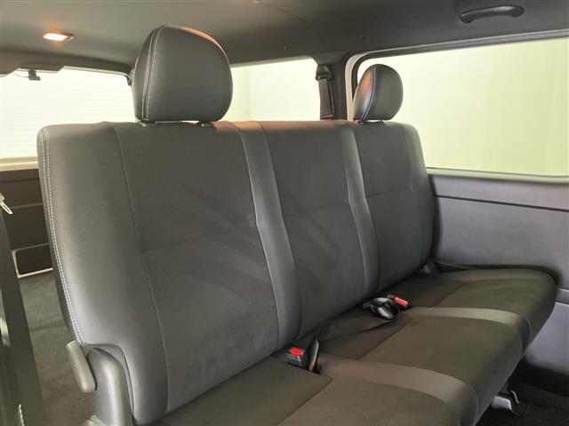 ハイエースバン スーパーＧＬ　ダーク　プライムＩＩ　デジタルインナーミラー　両側電動スライドドア　衝突被害軽減ブレーキ　社外ＳＤナビ　前後コーナーセンサー　ＥＴＣ　前後ドライブレコーダー　フルセグＴＶ　バックカメラ　ＵＳＢ入力端子　スマートキー　禁煙（15枚目）