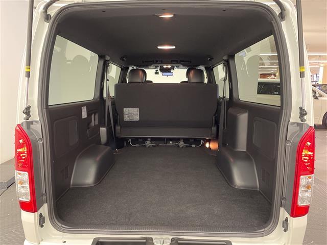 ハイエースバン スーパーＧＬ　ダーク　プライムＩＩ　デジタルインナーミラー　両側電動スライドドア　衝突被害軽減ブレーキ　社外ＳＤナビ　前後コーナーセンサー　ＥＴＣ　前後ドライブレコーダー　フルセグＴＶ　バックカメラ　ＵＳＢ入力端子　スマートキー　禁煙（16枚目）