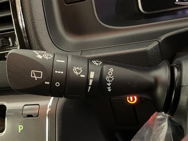 ハイエースバン スーパーＧＬ　ダーク　プライムＩＩ　デジタルインナーミラー　両側電動スライドドア　衝突被害軽減ブレーキ　社外ＳＤナビ　前後コーナーセンサー　ＥＴＣ　前後ドライブレコーダー　フルセグＴＶ　バックカメラ　ＵＳＢ入力端子　スマートキー　禁煙（25枚目）