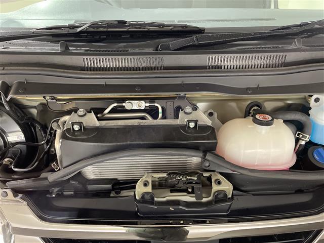 ハイエースバン スーパーＧＬ　ダーク　プライムＩＩ　デジタルインナーミラー　両側電動スライドドア　衝突被害軽減ブレーキ　社外ＳＤナビ　前後コーナーセンサー　ＥＴＣ　前後ドライブレコーダー　フルセグＴＶ　バックカメラ　ＵＳＢ入力端子　スマートキー　禁煙（37枚目）