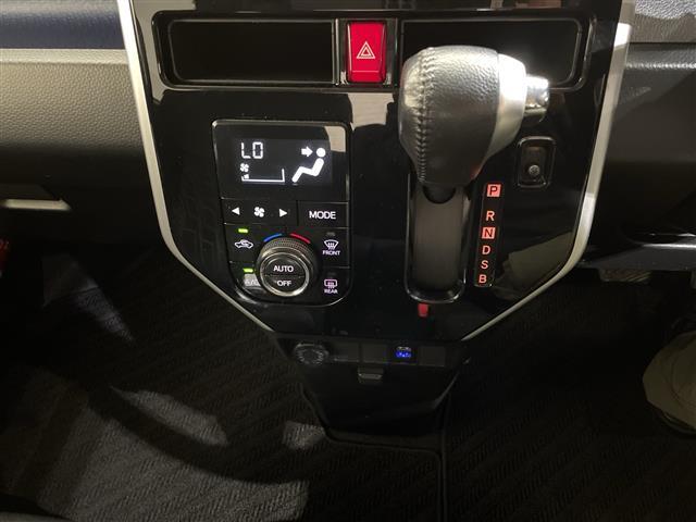 タンク カスタムＧ　純正ナビ　フルセグ　Ｂｌｕｅｔｏｏｔｈ　ＵＳＢ　バックカメラ　ＬＥＤヘッドランプ　衝突被害軽減ブレーキ　クルーズコントロール　ＥＴＣ　両側電動スライドドア　アイドリングストップ　ステアリングスイッチ（13枚目）