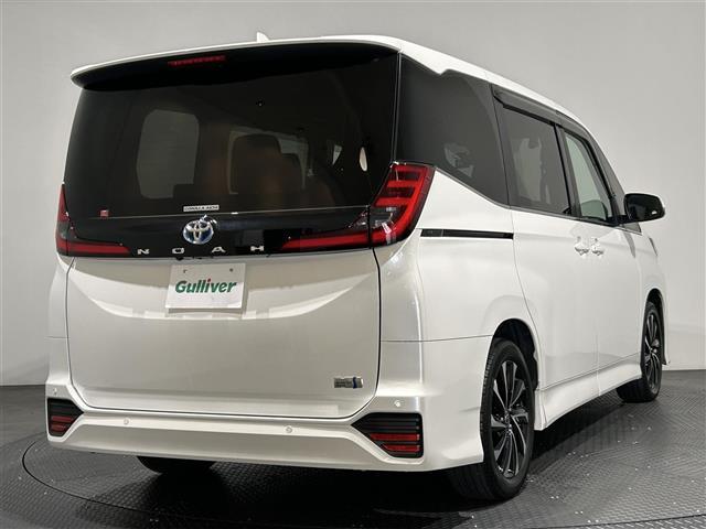 ノア ハイブリッドＳ－Ｚ　快適利便　ユニバーサルステップ　ブラインドスポットモニター　３眼ＬＥＤライト　純正１０．５インチディスプレイオーディオ　バックカメラ　ＴＶ　ビルトインＥＴＣ　両側電動スライドドア　電動リアゲート（40枚目）