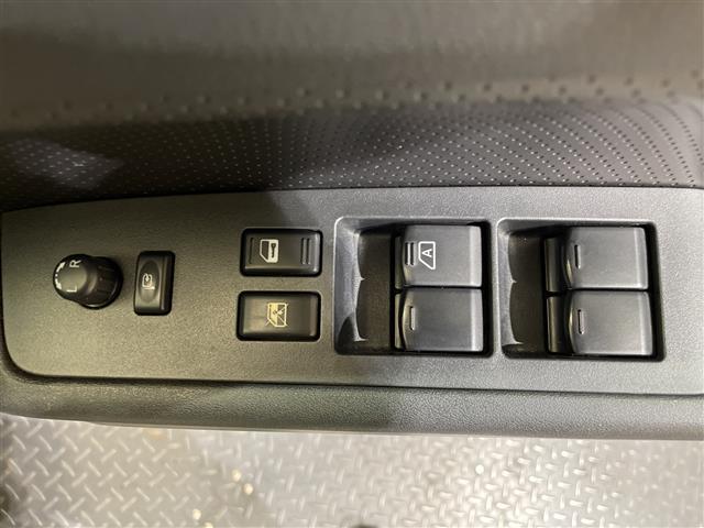 エクストレイル 20GT S ディーゼルターボ/4WD/ベージュ全塗装/各部マットブラックペイント/純正ナビ/バックカメラ/フルセグTV/Bluetooth/ベージュ全塗装/ETC/オートライト/ヒルディセントコントロール/禁煙車(8枚目)