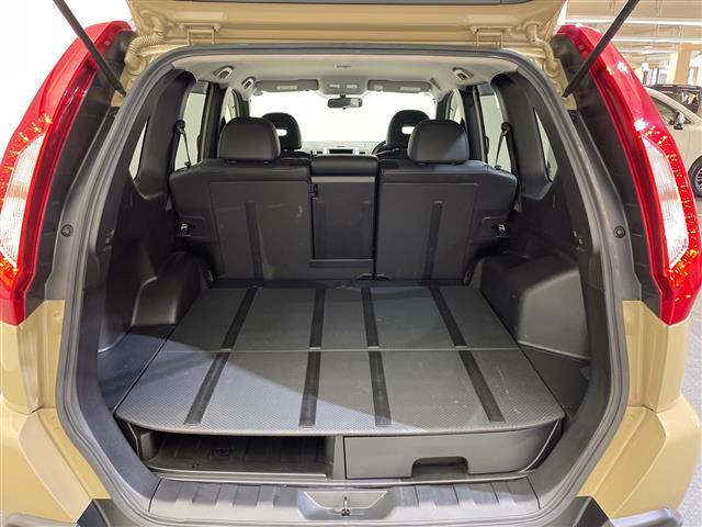 エクストレイル 20GT S ディーゼルターボ/4WD/ベージュ全塗装/各部マットブラックペイント/純正ナビ/バックカメラ/フルセグTV/Bluetooth/ベージュ全塗装/ETC/オートライト/ヒルディセントコントロール/禁煙車(16枚目)