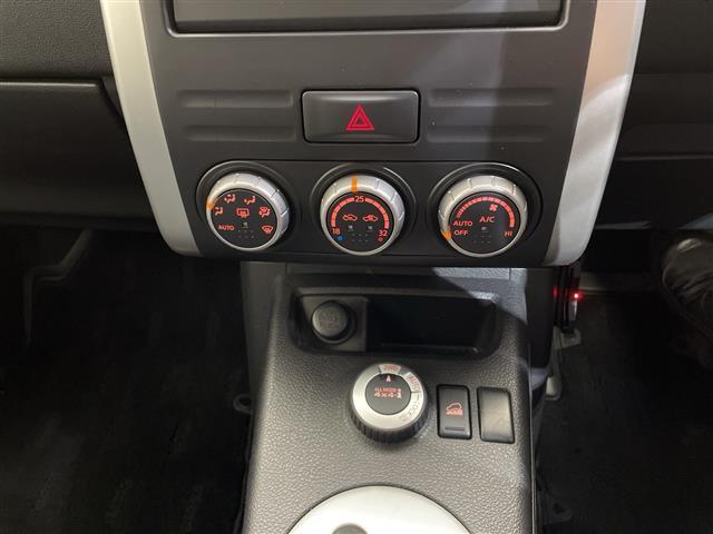 エクストレイル 20GT S ディーゼルターボ/4WD/ベージュ全塗装/各部マットブラックペイント/純正ナビ/バックカメラ/フルセグTV/Bluetooth/ベージュ全塗装/ETC/オートライト/ヒルディセントコントロール/禁煙車(25枚目)