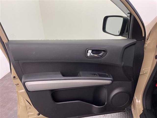 エクストレイル 20GT S ディーゼルターボ/4WD/ベージュ全塗装/各部マットブラックペイント/純正ナビ/バックカメラ/フルセグTV/Bluetooth/ベージュ全塗装/ETC/オートライト/ヒルディセントコントロール/禁煙車(36枚目)