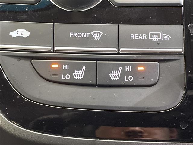 フリードハイブリッド ハイブリッド・Ｇブラックスタイル　純正７型ナビ　Ｂｌｕｅｔｏｏｔｈ　ＤＶＤ　両側電動スライドドア　シートヒーター　バックカメラ　レーンアシスト　衝突被害軽減ブレーキ　アダプティブクルーズコントロール　禁煙車（5枚目）