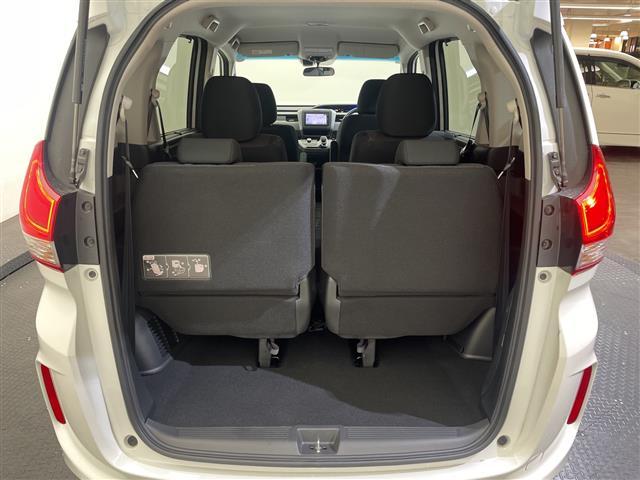 フリードハイブリッド ハイブリッド・Ｇブラックスタイル　純正７型ナビ　Ｂｌｕｅｔｏｏｔｈ　ＤＶＤ　両側電動スライドドア　シートヒーター　バックカメラ　レーンアシスト　衝突被害軽減ブレーキ　アダプティブクルーズコントロール　禁煙車（36枚目）