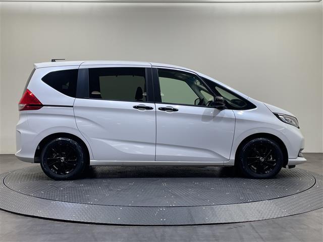 フリードハイブリッド ハイブリッド・Ｇブラックスタイル　純正７型ナビ　Ｂｌｕｅｔｏｏｔｈ　ＤＶＤ　両側電動スライドドア　シートヒーター　バックカメラ　レーンアシスト　衝突被害軽減ブレーキ　アダプティブクルーズコントロール　禁煙車（41枚目）