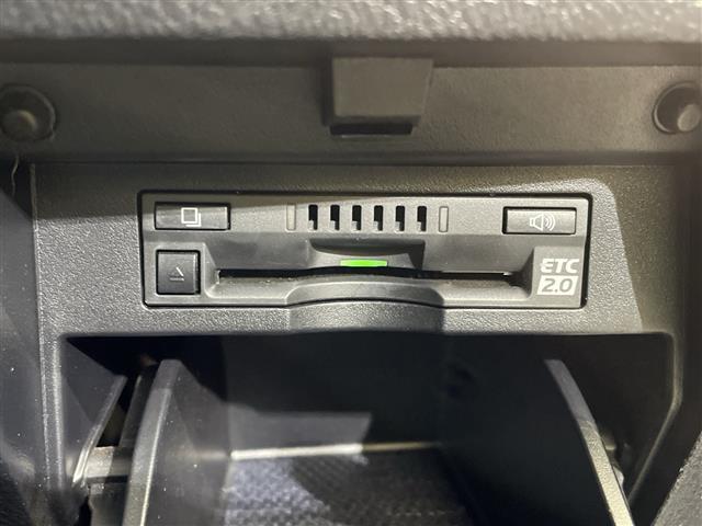 ヴェルファイア ２．５Ｚ　Ｇエディション　純正１０型ナビ／純正１２型後席モニター／衝突被害軽減ブレーキ／ＴＶ／アダプティブクルーズコントロール／シートヒーター／シートクーラー／両側電動スライドドア／電動リアゲート／ＥＴＣ２．０／禁煙（6枚目）