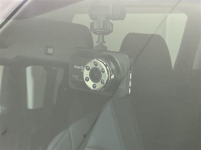 ヴェルファイア ２．５Ｚ　Ｇエディション　純正１０型ナビ／純正１２型後席モニター／衝突被害軽減ブレーキ／ＴＶ／アダプティブクルーズコントロール／シートヒーター／シートクーラー／両側電動スライドドア／電動リアゲート／ＥＴＣ２．０／禁煙（7枚目）