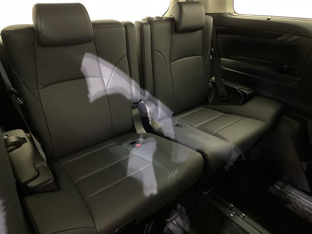 ヴェルファイア ２．５Ｚ　Ｇエディション　純正１０型ナビ／純正１２型後席モニター／衝突被害軽減ブレーキ／ＴＶ／アダプティブクルーズコントロール／シートヒーター／シートクーラー／両側電動スライドドア／電動リアゲート／ＥＴＣ２．０／禁煙（16枚目）