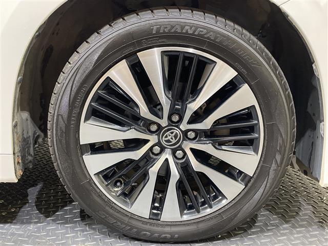 ヴェルファイア ２．５Ｚ　Ｇエディション　純正１０型ナビ／純正１２型後席モニター／衝突被害軽減ブレーキ／ＴＶ／アダプティブクルーズコントロール／シートヒーター／シートクーラー／両側電動スライドドア／電動リアゲート／ＥＴＣ２．０／禁煙（17枚目）