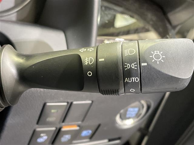 ヴェルファイア ２．５Ｚ　Ｇエディション　純正１０型ナビ／純正１２型後席モニター／衝突被害軽減ブレーキ／ＴＶ／アダプティブクルーズコントロール／シートヒーター／シートクーラー／両側電動スライドドア／電動リアゲート／ＥＴＣ２．０／禁煙（29枚目）