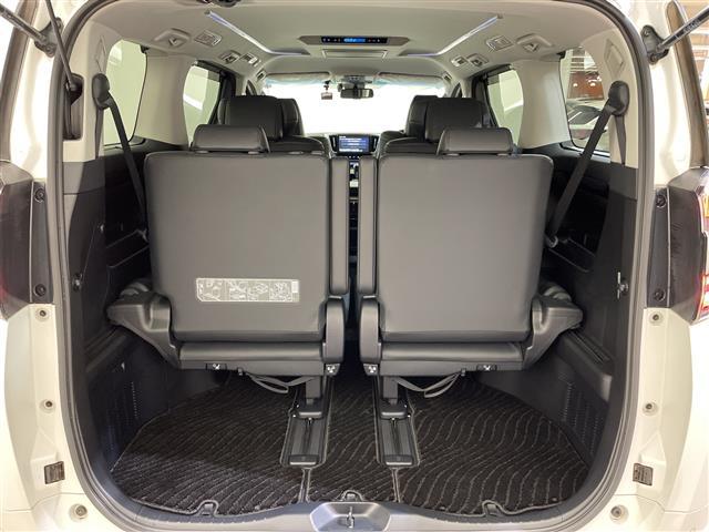 ヴェルファイア ２．５Ｚ　Ｇエディション　純正１０型ナビ／純正１２型後席モニター／衝突被害軽減ブレーキ／ＴＶ／アダプティブクルーズコントロール／シートヒーター／シートクーラー／両側電動スライドドア／電動リアゲート／ＥＴＣ２．０／禁煙（37枚目）