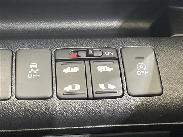 ステップワゴンスパーダ Ｚ　クールスピリット　純正９型ナビ／ＴＶ／バックカメラ／衝突被害軽減ブレーキ／両側電動スライドドア／クルーズコントロール／パドルシフト／ビルドインＥＴＣ／ハーフレザーシート／スマートキー／オートマチックハイビーム／禁煙（6枚目）